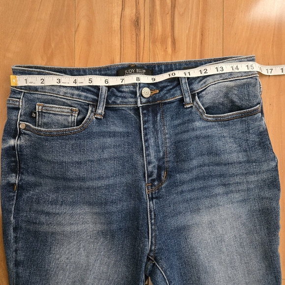 Judy Blue Flare Fit Inseam Panel High Rise Jeans Size 11/30 - Picture 10 of 15